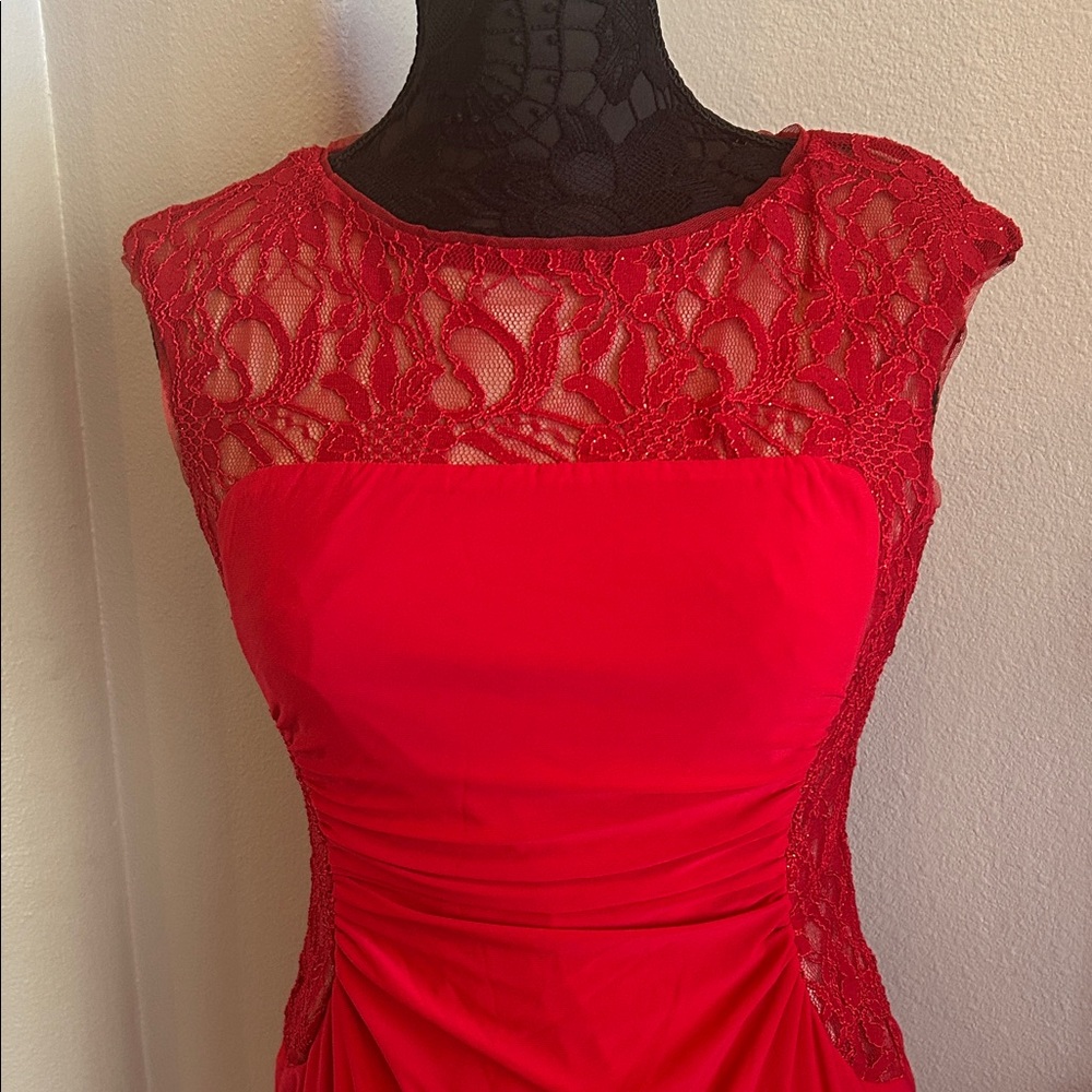 R&M Richards Red Lace Mini Dress - Picture 2 of 12